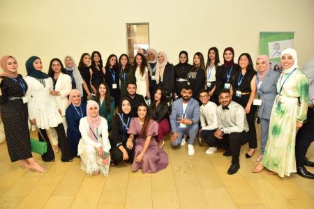 عودة الى مقاعد الدراسة الجامعية: طالبات يتحدثن عن برامج تطوعية هامة